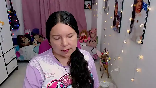 Snapshot of claryssa_ chatting on 05/16/26, 10:36 claryssa online show from 05/16/26, 10:36
