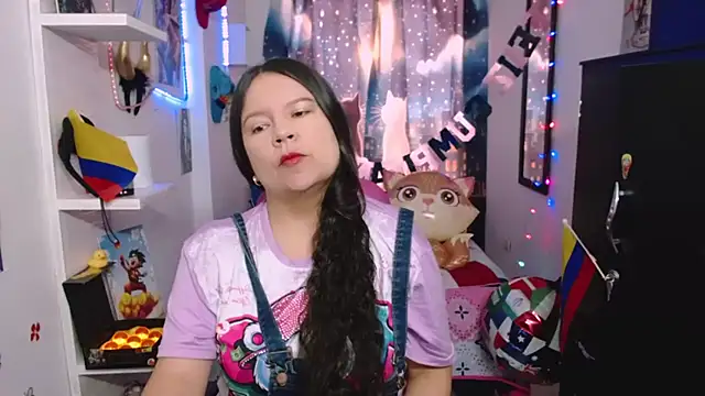 Snapshot of claryssa_ chatting on 07/17/26, 12:56 claryssa online show from 07/17/26, 12:56