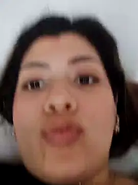 Snapshot of Luci_Amore chatting on 01/25/25, 01:41 Luci Amore online show from 01/25/25, 01:41