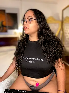 CurlyGirl 1 online show from 12/04/24, 01:09