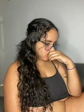 CurlyGirl 1 online show from 12/13/24, 03:11