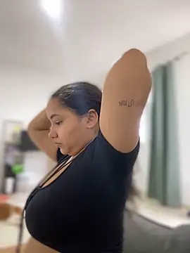 CurlyGirl 1 online show from 12/15/24, 12:06