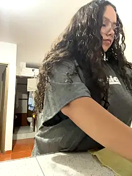 CurlyGirl 1 online show from 09/26/25, 10:47