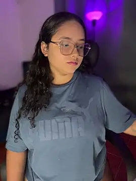 Snapshot of CurlyGirl_1 chatting on 03/12/26, 10:16 CurlyGirl 1 online show from 03/12/26, 10:16