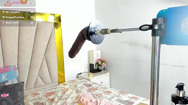 Snapshot of angel_dthroatt chatting on 12/07/24, 03:19 angel dthroatt online show from 12/07/24, 03:19