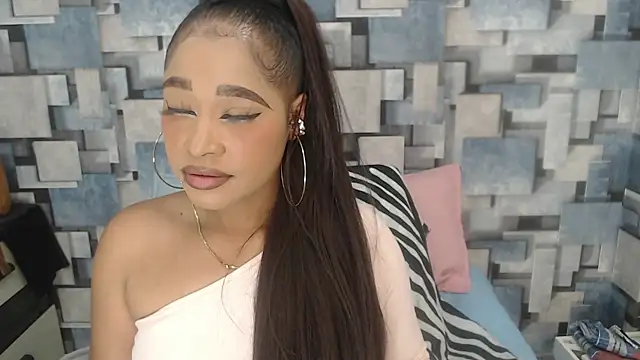 Snapshot of angel_dthroatt chatting on 11/28/25, 12:08 angel dthroatt online show from 11/28/25, 12:08