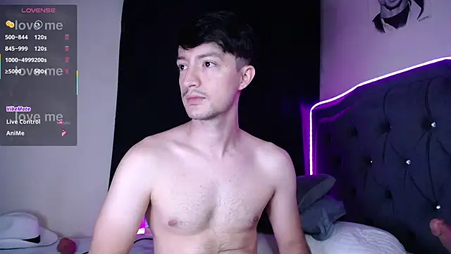 Snapshot of henry_diiaz chatting on 10/29/25, 07:10 henry diiaz online show from 10/29/25, 07:10