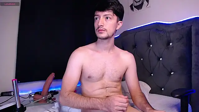 Snapshot of henry_diiaz chatting on 11/11/25, 07:52 henry diiaz online show from 11/11/25, 07:52