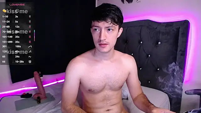 Snapshot of henry_diiaz chatting on 11/22/25, 11:09 henry diiaz online show from 11/22/25, 11:09