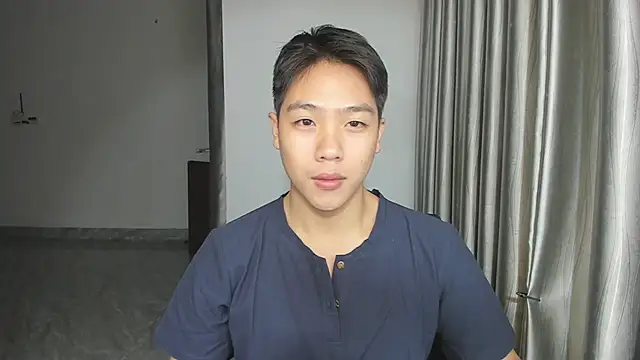 Snapshot of Oliver_Nl chatting on 12/10/24, 03:44 Oliver Nl online show from 12/10/24, 03:44