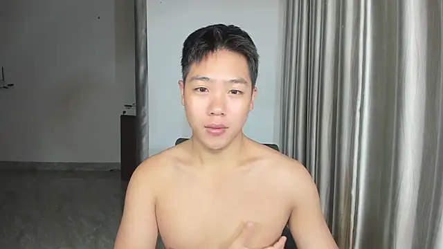 Snapshot of Oliver_Nl chatting on 01/13/25, 03:34 Oliver Nl online show from 01/13/25, 03:34