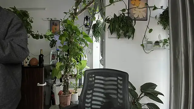 Snapshot of Oliver_Nl chatting on 01/08/26, 04:15 Oliver Nl online show from 01/08/26, 04:15