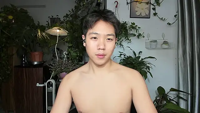 Snapshot of Oliver_Nl chatting on 03/06/26, 04:36 Oliver Nl online show from 03/06/26, 04:36