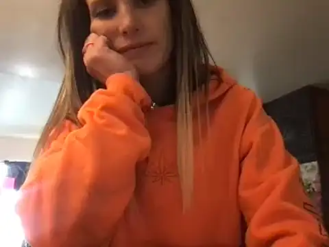 Snapshot of kittycatkendra chatting on 01/27/25, 08:39 kittycatkendra online show from 01/27/25, 08:39