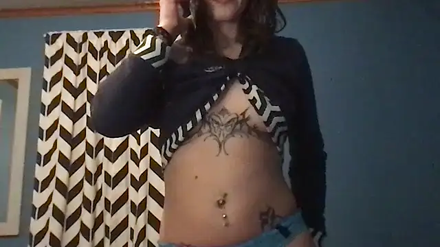 Snapshot of kittycatkendra chatting on 11/17/25, 10:26 kittycatkendra online show from 11/17/25, 10:26