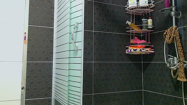 Snapshot of Turkish_Latina chatting on 12/01/24, 11:04 Turkish Latina online show from 12/01/24, 11:04