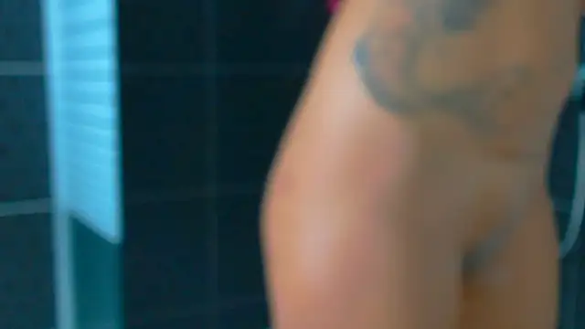 Snapshot of Turkish_Latina chatting on 12/12/24, 12:38 Turkish Latina online show from 12/12/24, 12:38