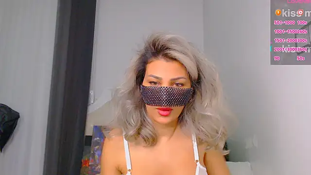 Snapshot of Turkish_Latina chatting on 01/06/25, 01:09 Turkish Latina online show from 01/06/25, 01:09