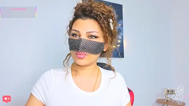 Snapshot of Turkish_Latina chatting on 03/29/26, 10:32 Turkish Latina online show from 03/29/26, 10:32