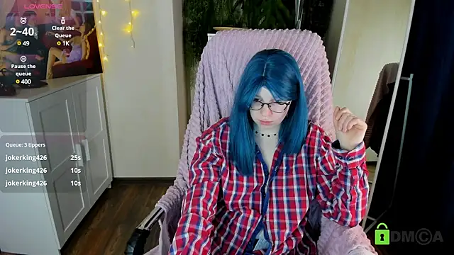 Melissa Wells online show from 03/09/25, 12:21