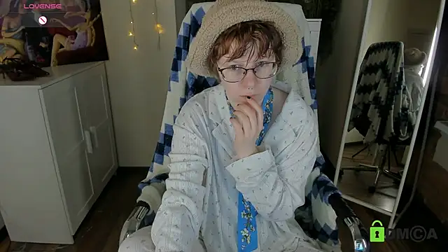 Melissa Wells online show from 11/07/25, 09:37