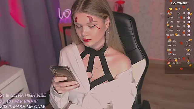 VeronaAura online show from 10/29/25, 05:47