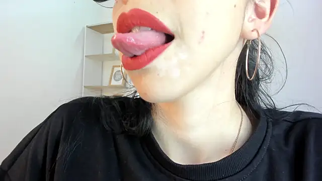 Katty mouth online show from 10/08/25, 08:39