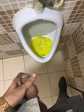 Snapshot of hitlar1026 chatting on 10/16/25, 11:55 hitlar1026 online show from 10/16/25, 11:55