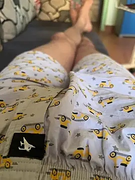 Snapshot of hitlar1026 chatting on 03/21/26, 10:09 hitlar1026 online show from 03/21/26, 10:09