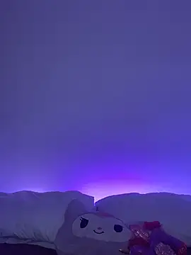 Snapshot of BubbleGumm_ chatting on 02/22/25, 04:51 BubbleGumm online show from 02/22/25, 04:51