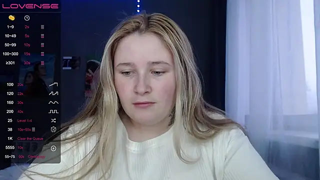 Snapshot of Light_Luna chatting on 11/03/25, 10:16 Light Luna online show from 11/03/25, 10:16