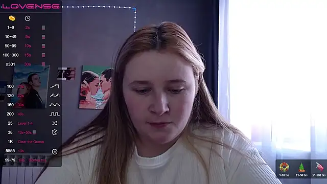 Snapshot of Light_Luna chatting on 11/14/25, 08:24 Light Luna online show from 11/14/25, 08:24