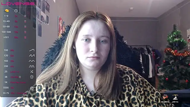 Snapshot of Light_Luna chatting on 01/06/26, 03:27 Light Luna online show from 01/06/26, 03:27