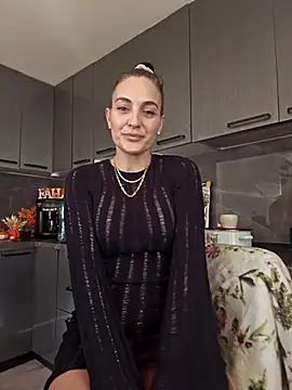 Snapshot of AnaFoxxy chatting on 09/15/25, 06:35 AnaFoxxy online show from 09/15/25, 06:35