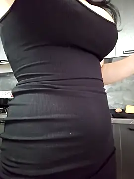 Snapshot of AnaFoxxy chatting on 10/18/25, 06:05 AnaFoxxy online show from 10/18/25, 06:05