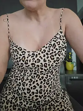 Snapshot of AnaFoxxy chatting on 06/03/26, 04:56 AnaFoxxy online show from 06/03/26, 04:56