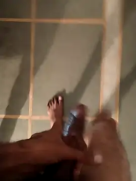 Snapshot of Monster_Bigdick chatting on 11/07/25, 05:13 Monster Bigdick online show from 11/07/25, 05:13