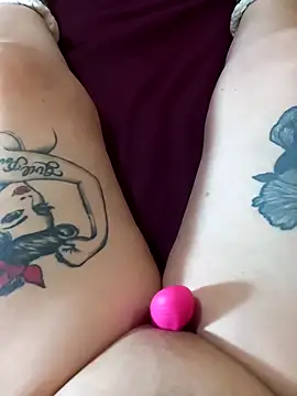 Snapshot of Hotsereia chatting on 03/16/25, 08:32 Hotsereia online show from 03/16/25, 08:32