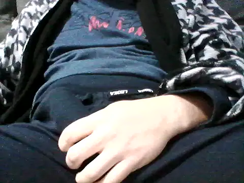 Snapshot of daky_86 chatting on 03/15/26, 05:41 daky 86 online show from 03/15/26, 05:41