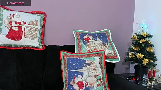 Snapshot of lenna__lujan05 chatting on 01/06/25, 01:52 lenna  lujan05 online show from 01/06/25, 01:52