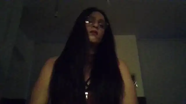 Snapshot of NeverTooMuch95 chatting on 10/05/25, 05:50 NeverTooMuch95 online show from 10/05/25, 05:50