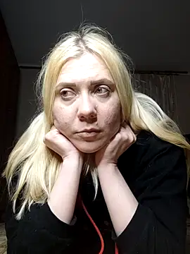 Snapshot of LeraSweet chatting on 04/20/26, 07:37 LeraSweet online show from 04/20/26, 07:37