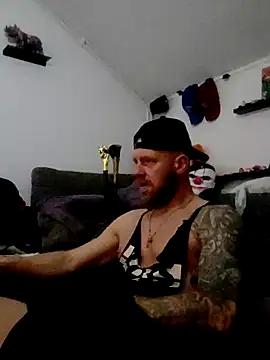 eltoulou online show from 01/09/25, 09:47