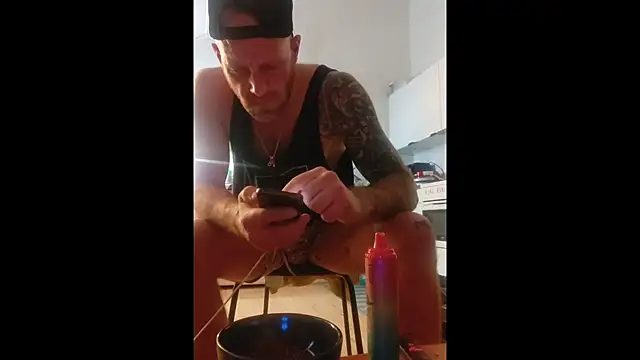 eltoulou online show from 01/12/25, 07:53