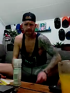 eltoulou online show from 01/17/25, 08:11