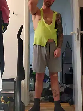 eltoulou online show from 01/26/25, 02:52