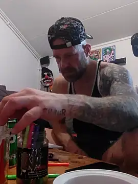 eltoulou online show from 02/01/25, 12:47