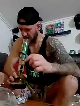 eltoulou online show from 02/03/25, 01:52