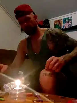 eltoulou online show from 02/07/25, 08:42