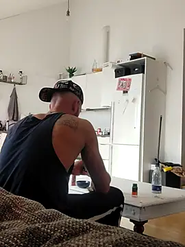 eltoulou online show from 03/02/25, 11:29